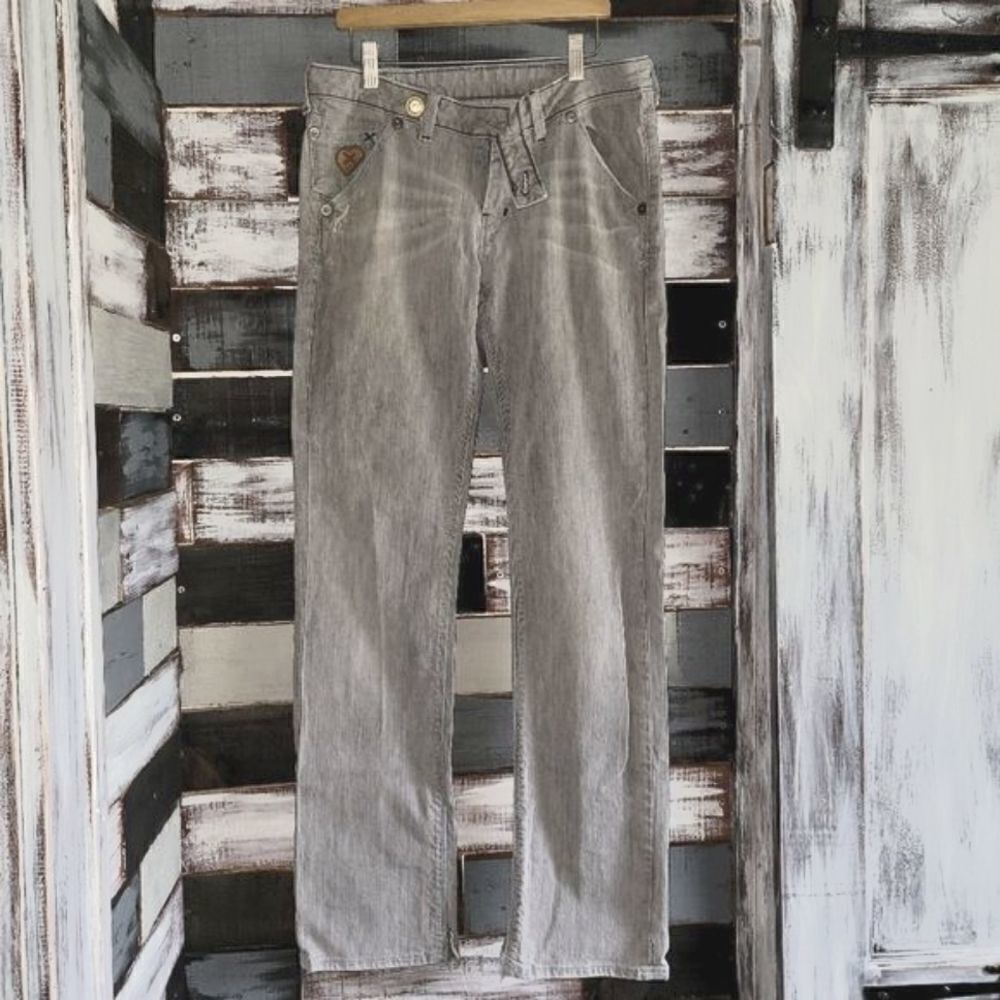 Super Distressed Gray 4Stroke Jeans